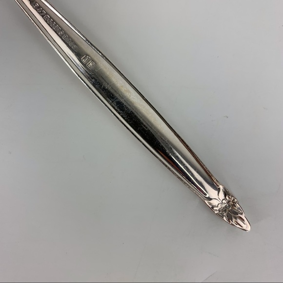 2/$20 1847 Rogers Bros. IS 1965 Vintage Silver Plate Garland Pattern Salad Fork - Picture 11 of 12